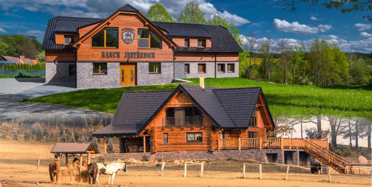 Ranch Jestrebice Hotel Hermanicky Ngoại thất bức ảnh