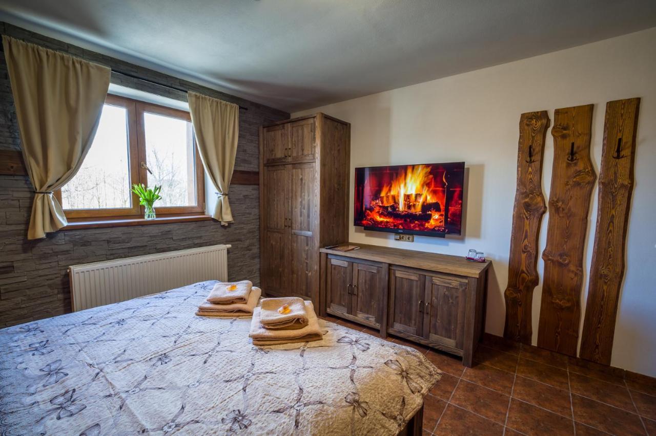 Ranch Jestrebice Hotel Hermanicky Ngoại thất bức ảnh