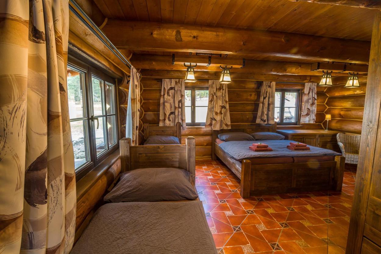 Ranch Jestrebice Hotel Hermanicky Ngoại thất bức ảnh